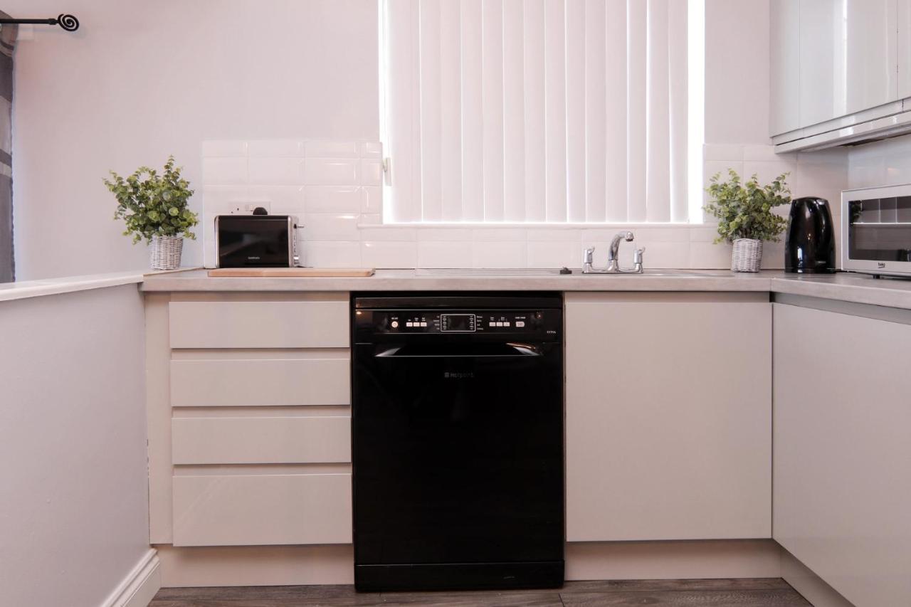 Bayview Apartments Ballygally  Экстерьер фото