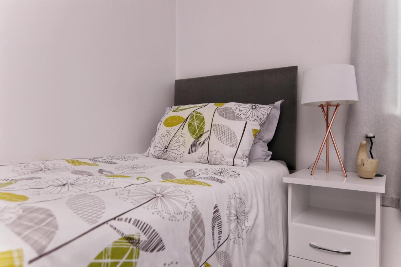 Bayview Apartments Ballygally  Экстерьер фото