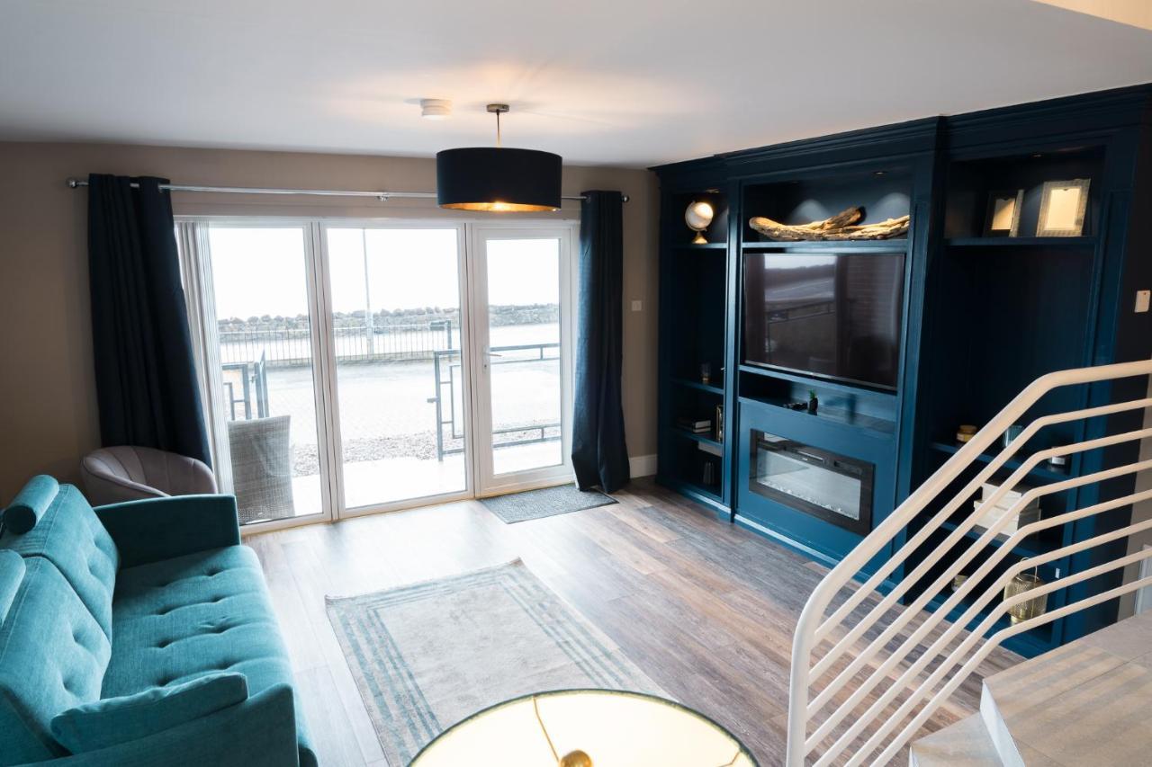 Bayview Apartments Ballygally  Экстерьер фото
